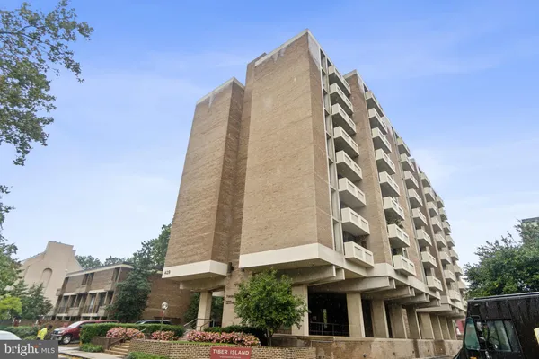 $2,200 | 429 N Street Southwest, Unit S401, Washington, DC 20024