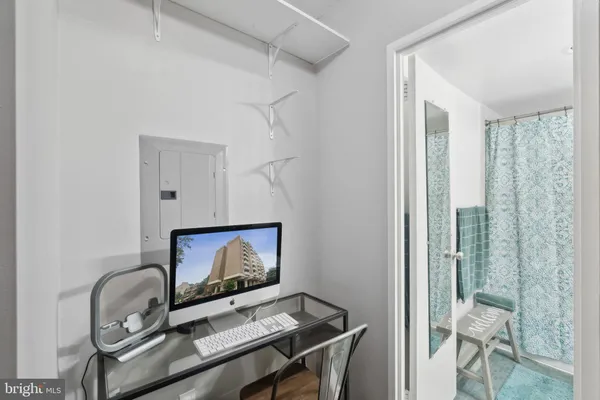 $2,200 | 429 N Street Southwest, Unit S401, Washington, DC 20024