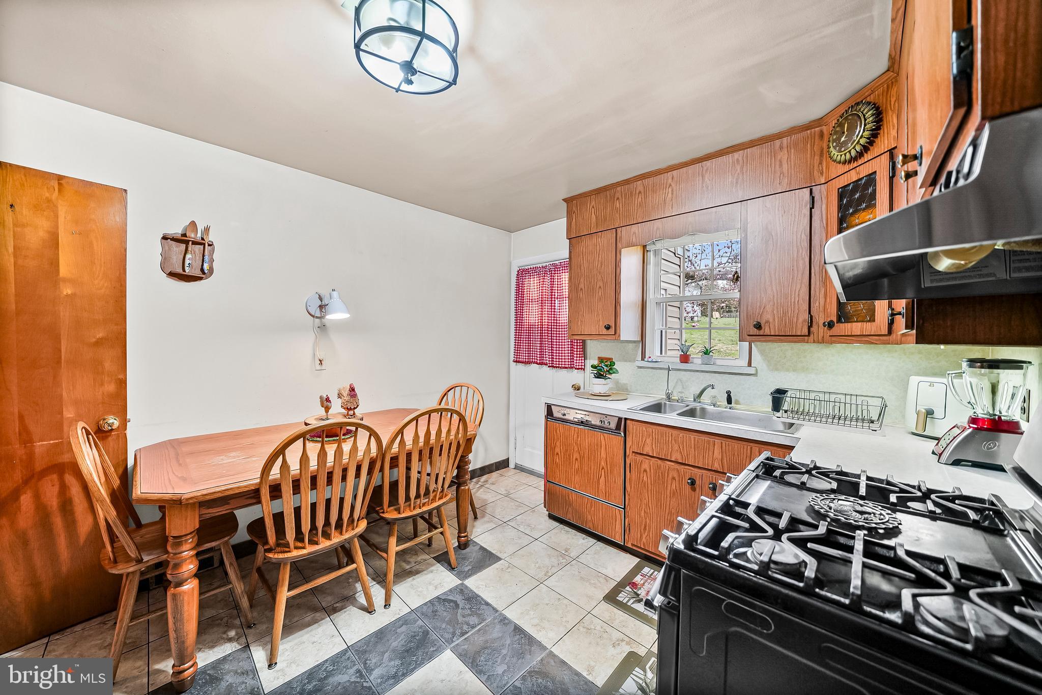 253 North Guernsey Road West Grove, PA 19390 - Photo 12 of 23