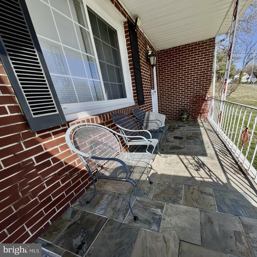 253 North Guernsey Road West Grove, PA 19390 - Photo 6 of 23