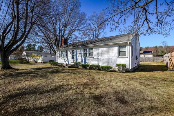 $285,000 | 46 Lakevilla Avenue, Springfield, MA 01109