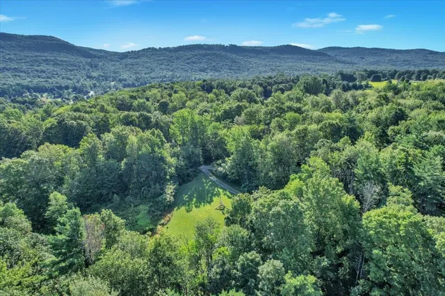 $229,900 | 26 Fern Road, Hinesburg, VT 05461