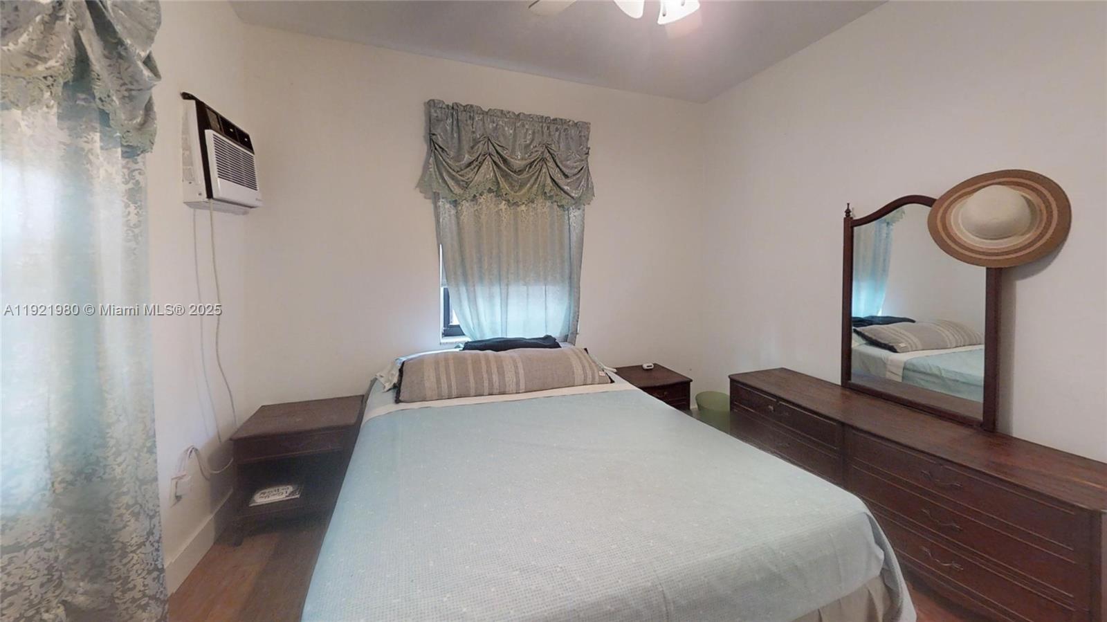 13040 Northwest 13th Avenue North Miami, FL 33167 - Photo 29 of 46