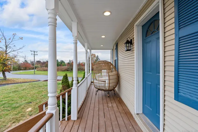 $549,900 | 72 Spencer Street, Suffield, CT 06078