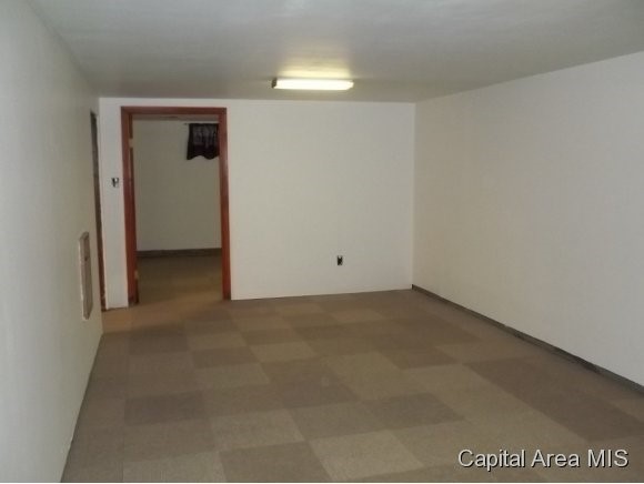 2720 Queensway Road Springfield, IL 62703 - Photo 12 of 24