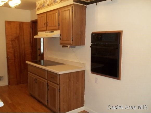 2720 Queensway Road Springfield, IL 62703 - Photo 5 of 24