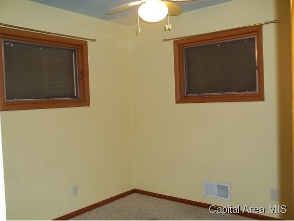 2720 Queensway Road Springfield, IL 62703 - Photo 9 of 24