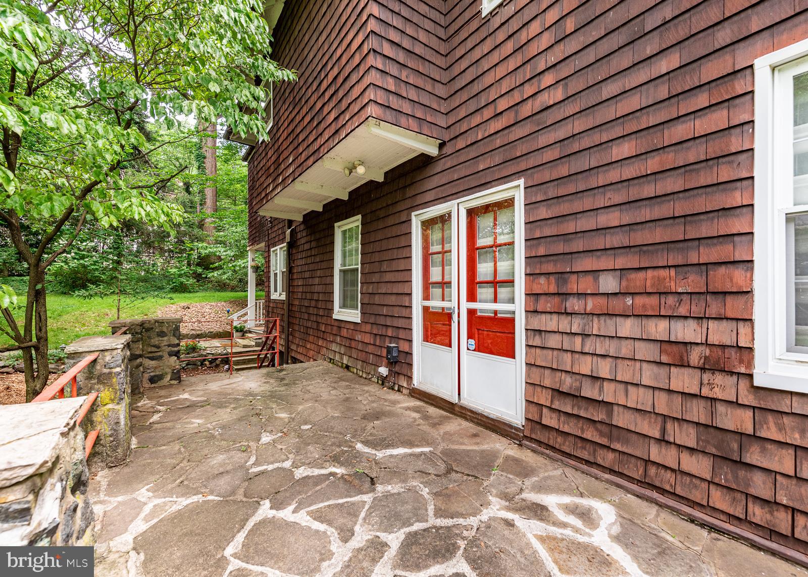 2609 Talbot Road Baltimore, MD 21216 - Photo 4 of 18 Side