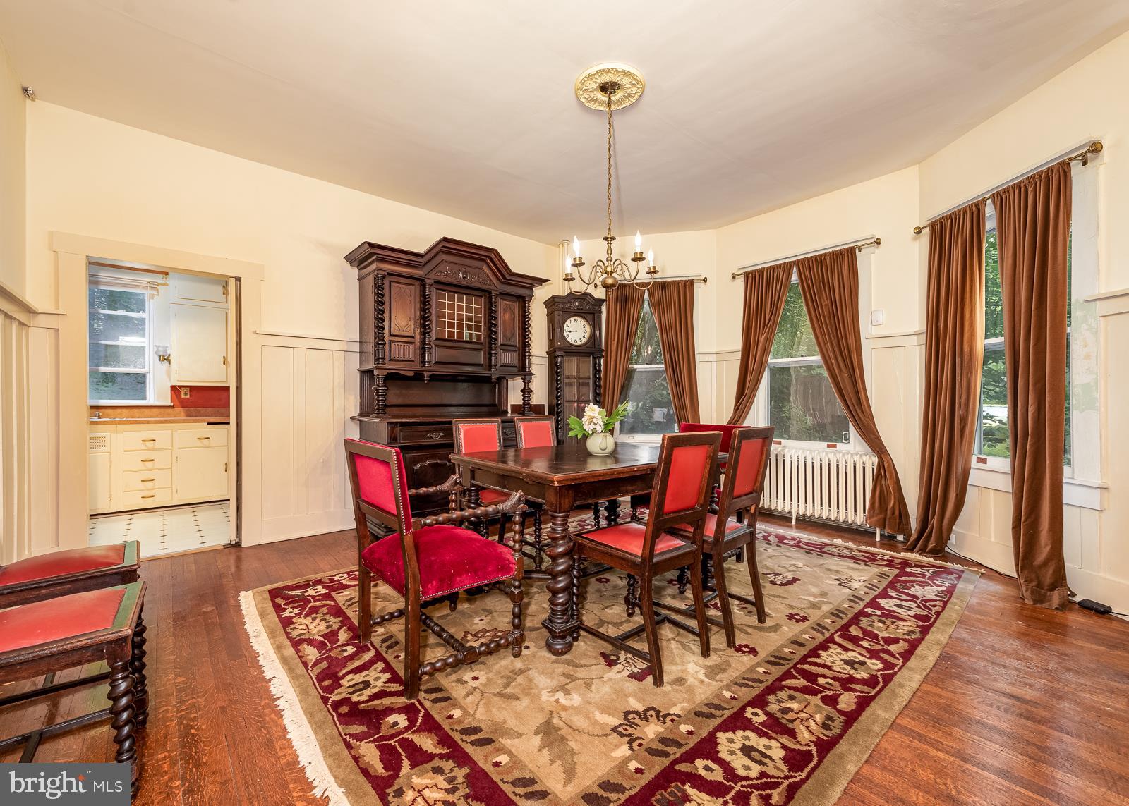 2609 Talbot Road Baltimore, MD 21216 - Photo 10 of 18 Dining Room