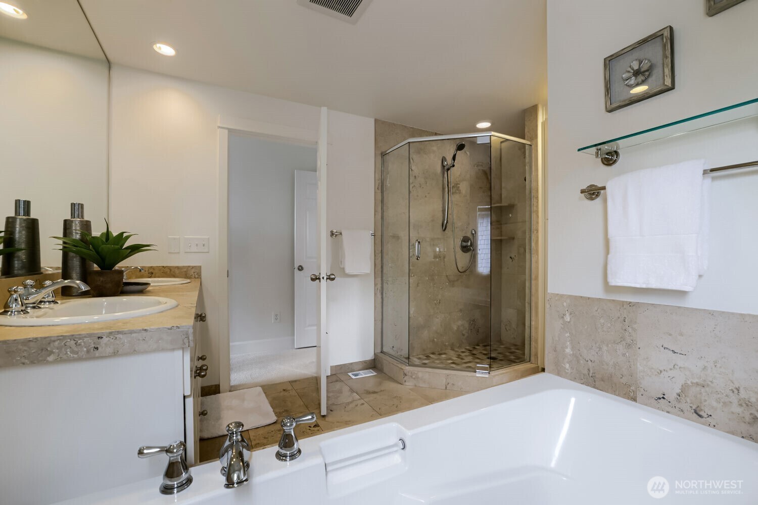 721 North 79th Street Seattle, WA 98103 - Photo 18 of 33
