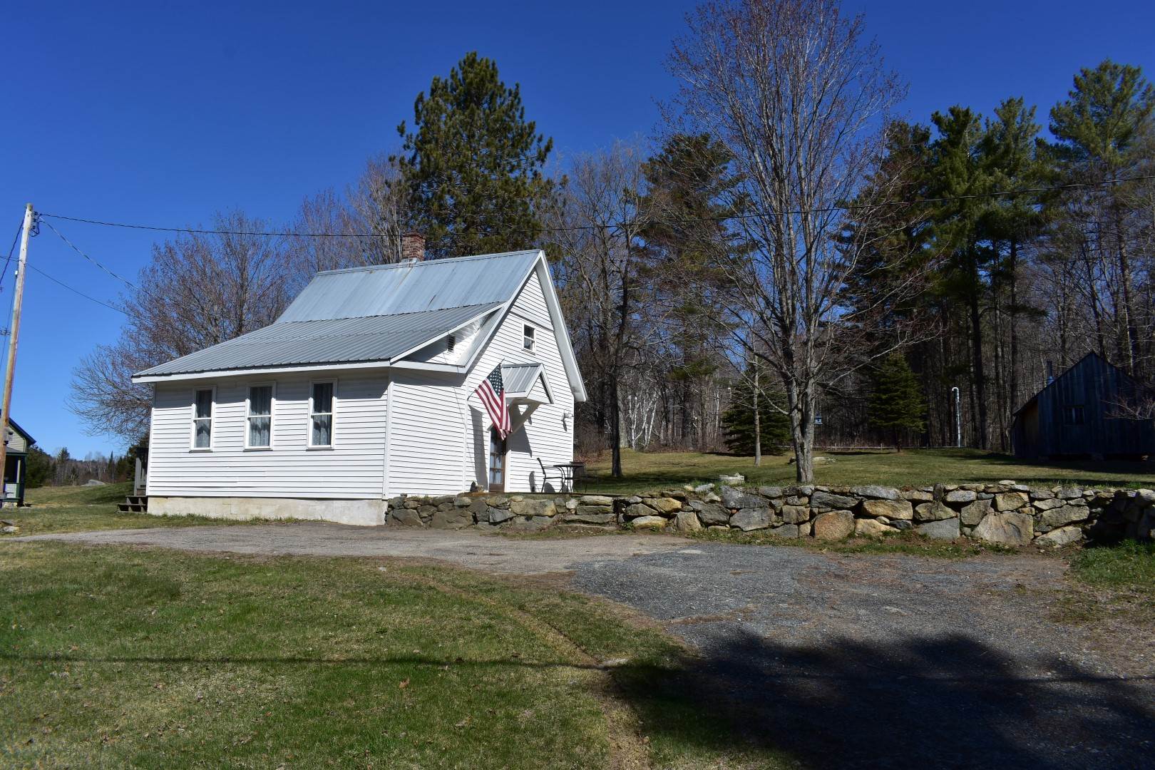 4 East Cemetery Road Orford, NH 03777 - Photo 1 of 29