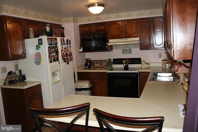 14209 Schellsburg Road Ellerslie, MD 21529 - Photo 3 of 23 Kitchen