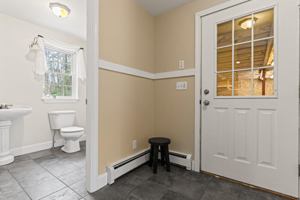 16 Molly Lane Sebago, ME 04029 - Photo 11 of 26 DSC01267