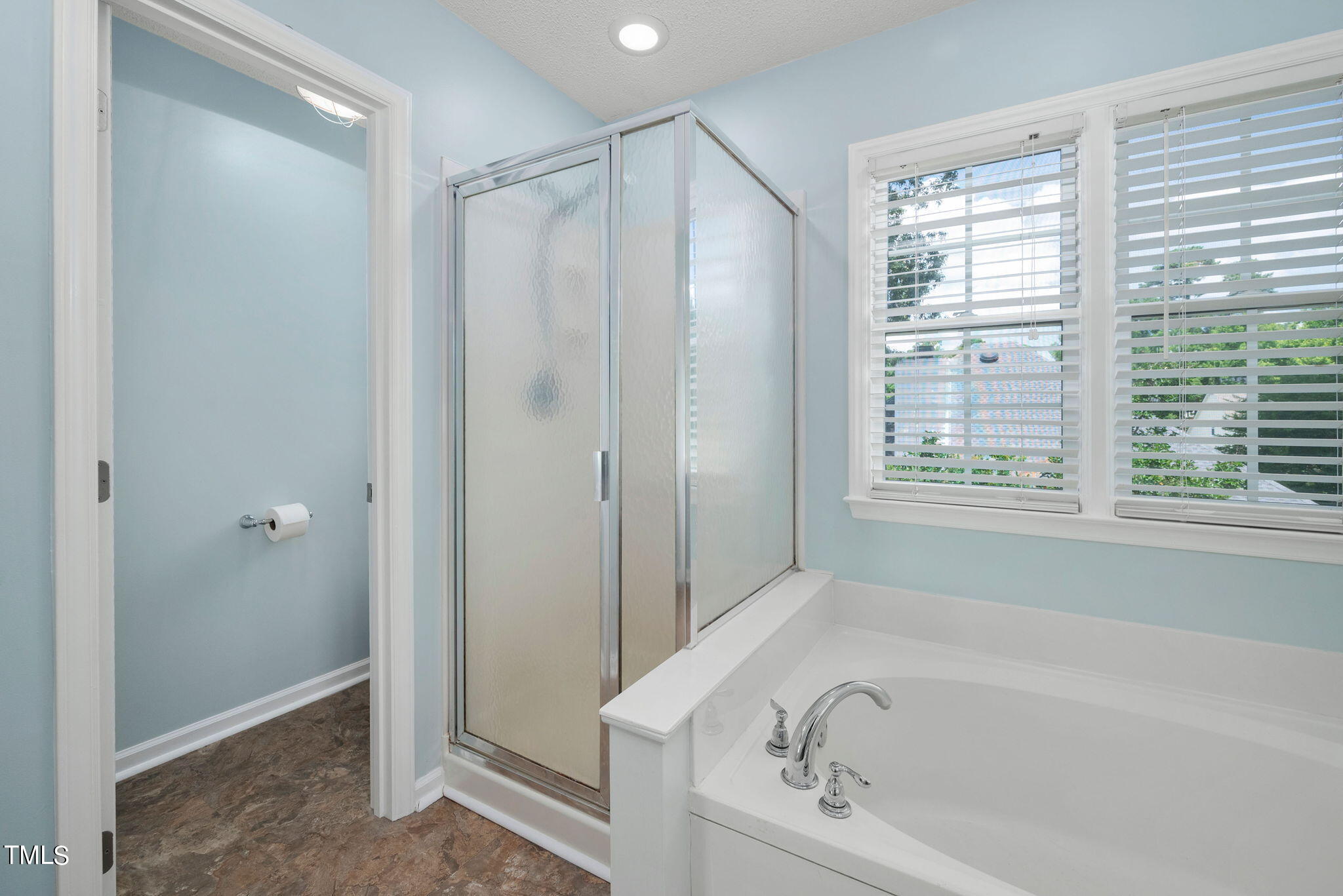 12441 Harcourt Drive Raleigh, NC 27613 - Photo 21 of 38 21