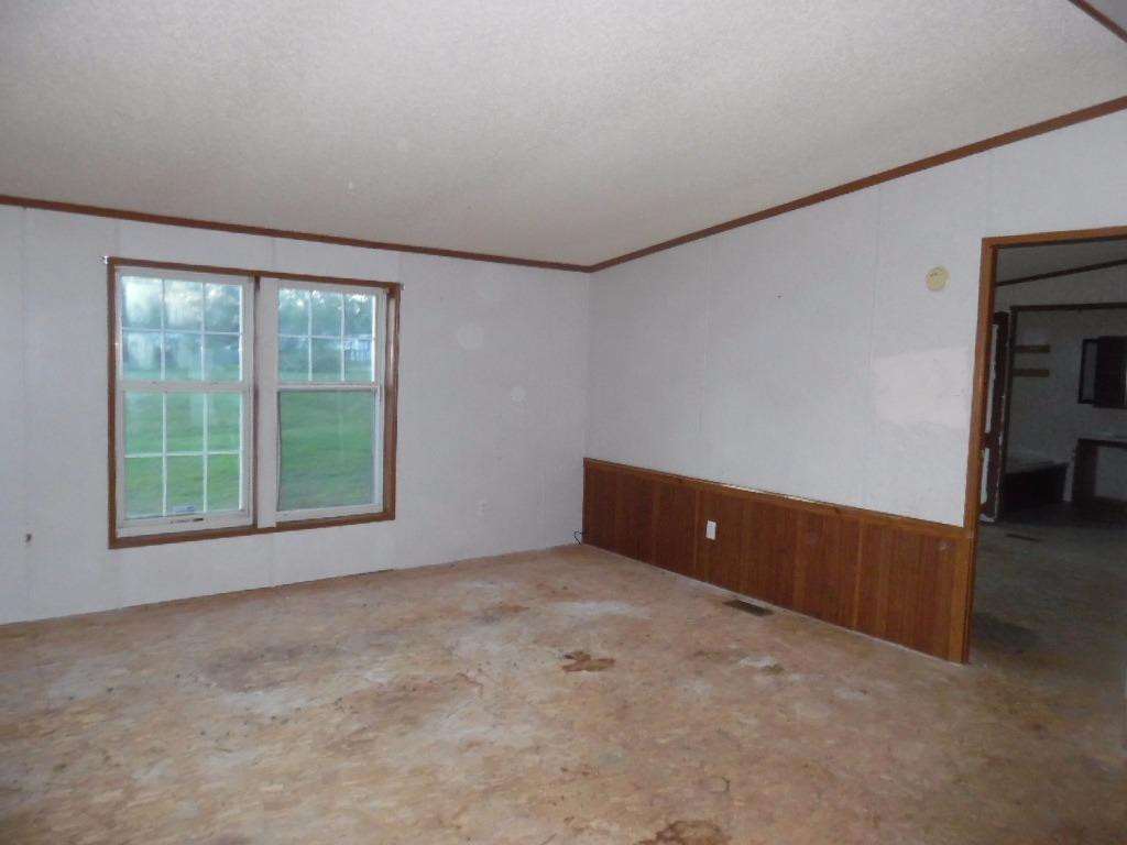 75 Compton Road Jeffersonville, KY 40337 - Photo 9 of 11 Photo 9