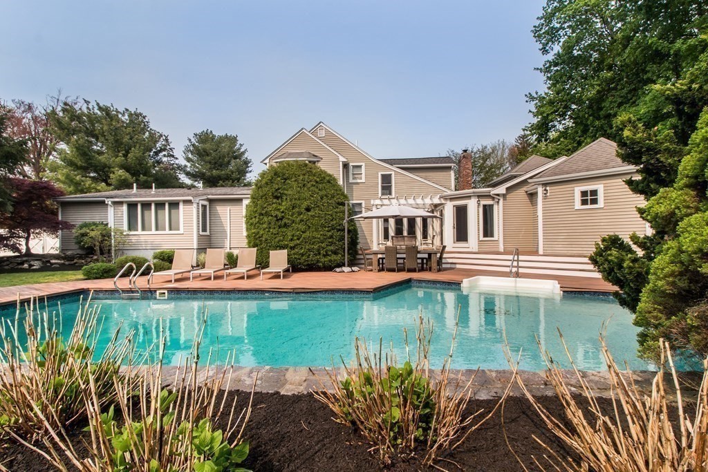12 Hospital Road Medfield, MA 02052 - Photo 34 of 41 Gallery Image 34
