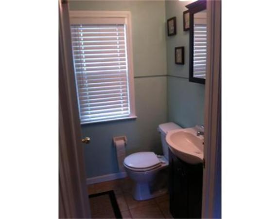 15 Ross Street Springfield, MA 01151 - Photo 23 of 30 Gallery Image 23