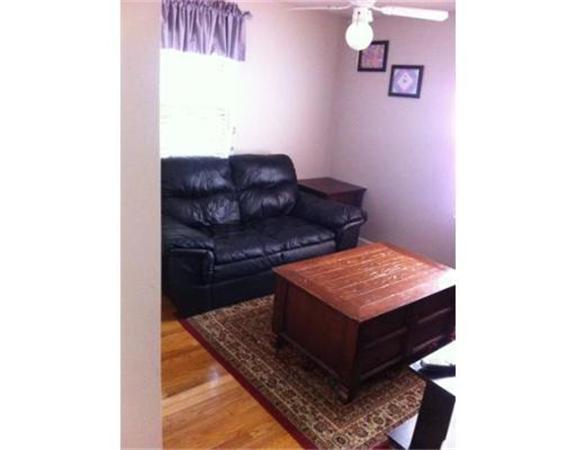 15 Ross Street Springfield, MA 01151 - Photo 5 of 30 Gallery Image 5