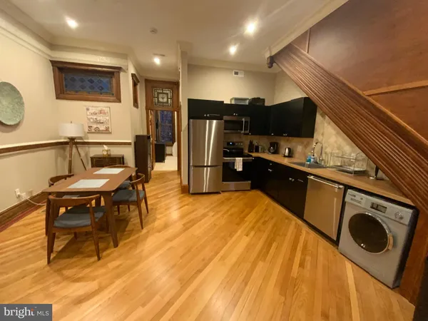 $2,950 | 1837 16th Street Northwest, Unit 1, Washington, DC 20009