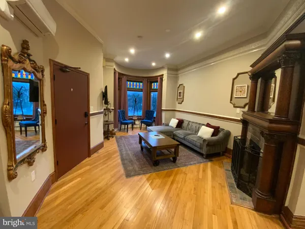 $2,950 | 1837 16th Street Northwest, Unit 1, Washington, DC 20009