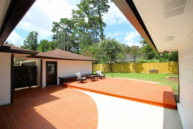 $329,000 | 26003 Woodglen Drive, Spring, TX 77386