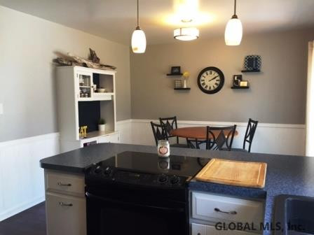 866 Kings Road Rotterdam, NY 12303 - Photo 3 of 22 Photo 3