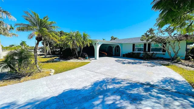 $565,000 | 245 Stebbins Terrace Southeast, Port Charlotte, FL 33952