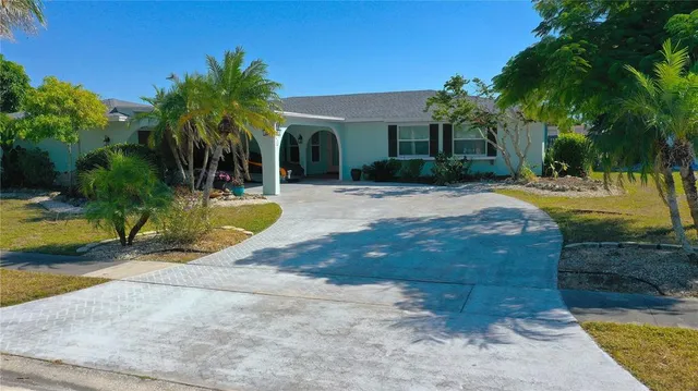 $565,000 | 245 Stebbins Terrace Southeast, Port Charlotte, FL 33952