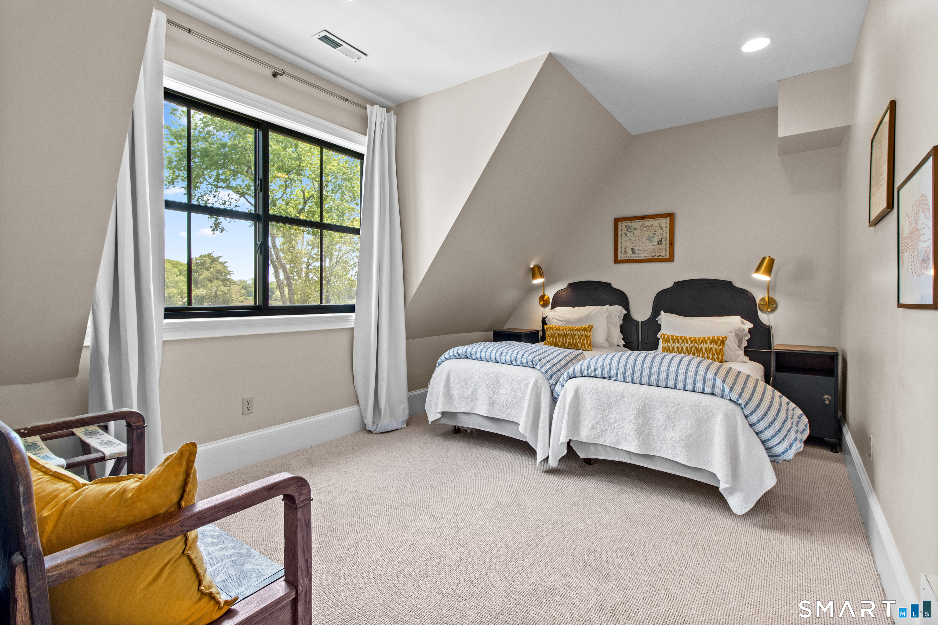 99 Garnet Park Road Madison, CT 06443 - Photo 23 of 40