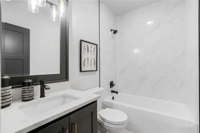 $901,758 | 8020 Round Prairie Street, Shawnee, KS 66218