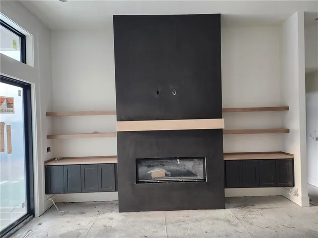 $901,758 | 8020 Round Prairie Street, Shawnee, KS 66218