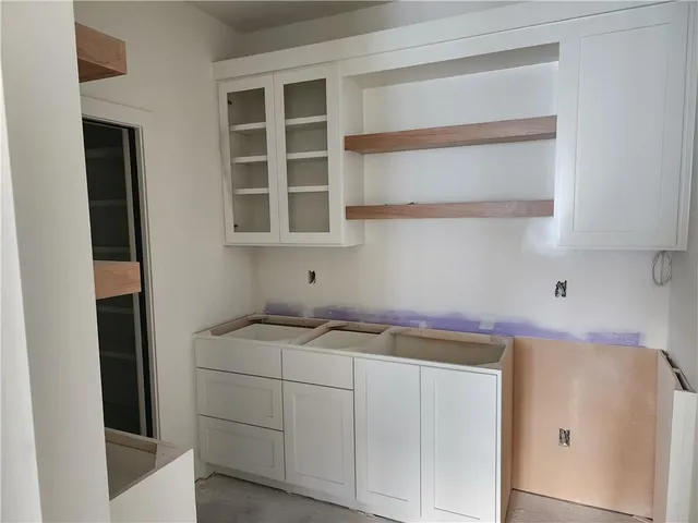 $901,758 | 8020 Round Prairie Street, Shawnee, KS 66218