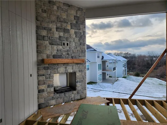 $901,758 | 8020 Round Prairie Street, Shawnee, KS 66218