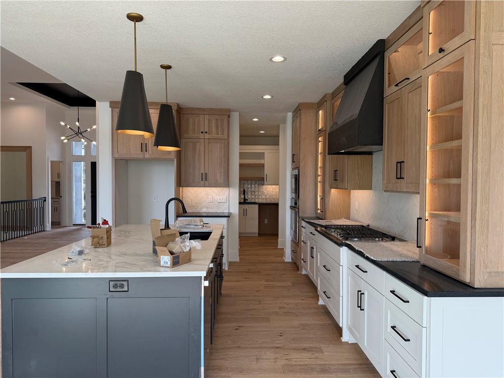 8020 Round Prairie Street Shawnee, KS 66218 - Photo 40 of 69