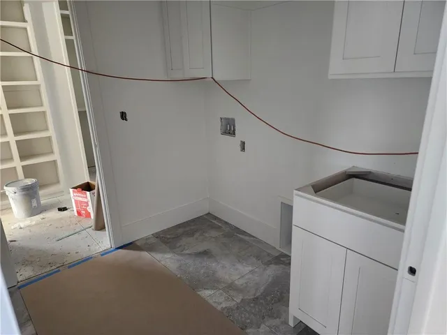 $901,758 | 8020 Round Prairie Street, Shawnee, KS 66218