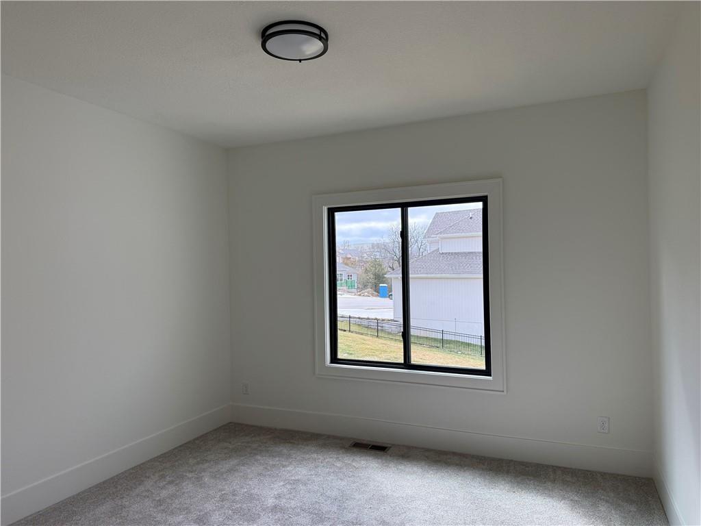 8020 Round Prairie Street Shawnee, KS 66218 - Photo 54 of 69