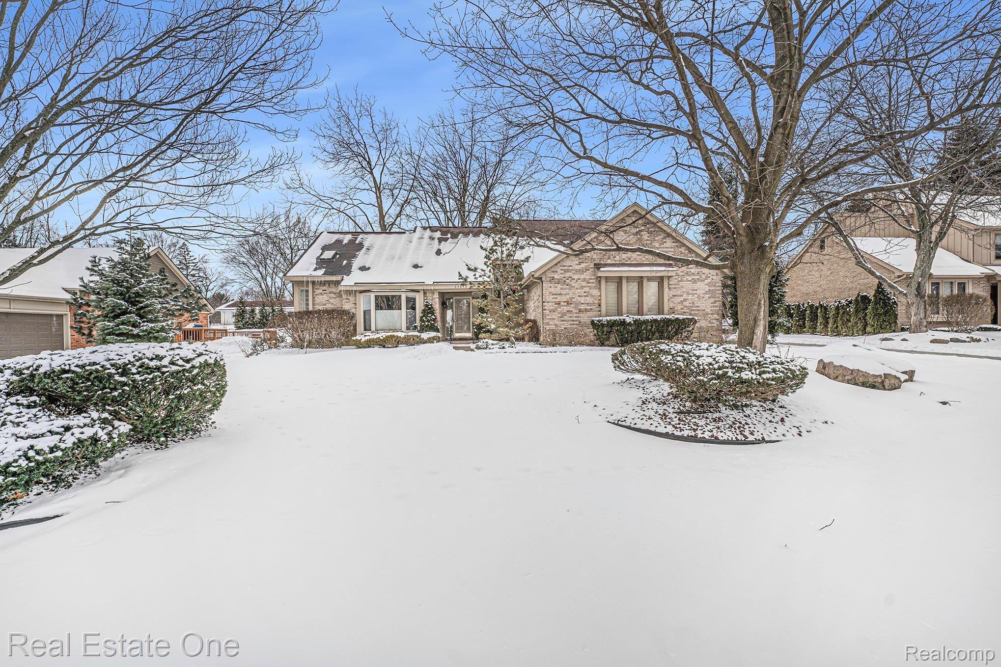 33840 York Ridge Street Farmington, MI 48331 - Photo 25 of 25 DSC06487.jpg