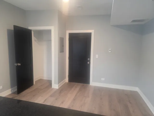 $1,000 | 1 Main Street, Unit 2, Union, IL 60180