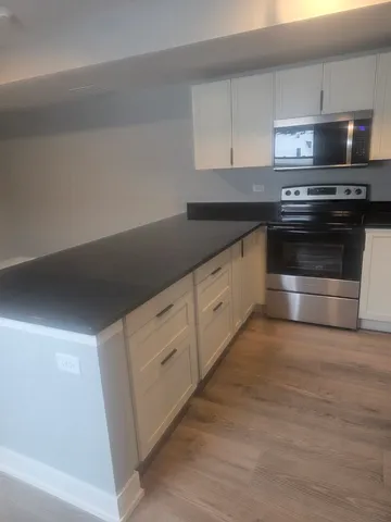 $1,000 | 1 Main Street, Unit 2, Union, IL 60180