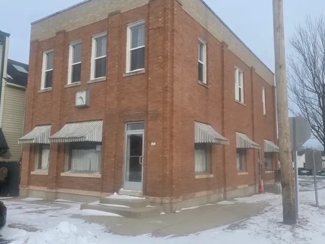 $1,000 | 1 Main Street, Unit 2, Union, IL 60180