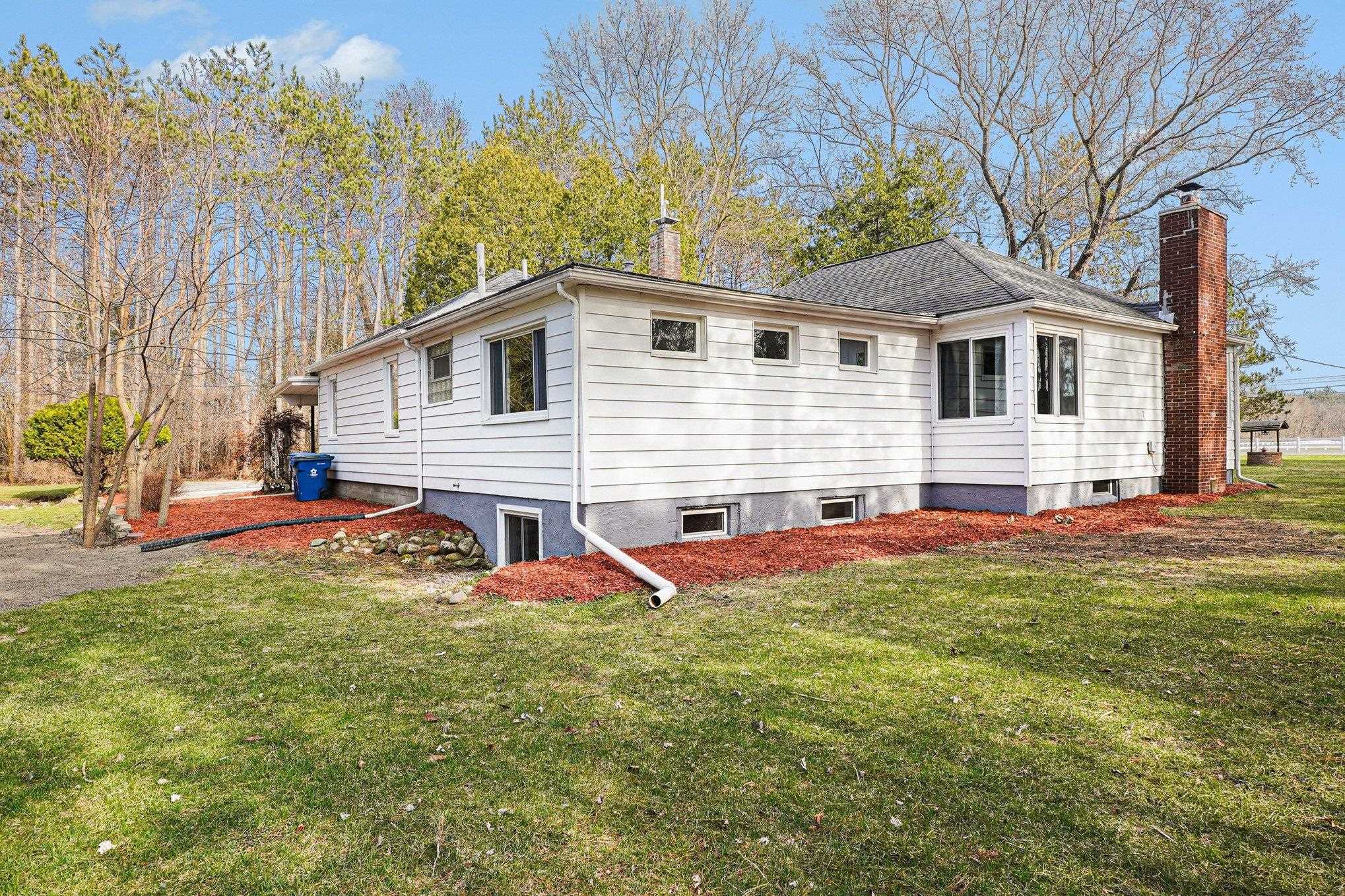 1113 East Chippewa River Road Midland, MI 48640 - Photo 34 of 40 Gallery Image 34