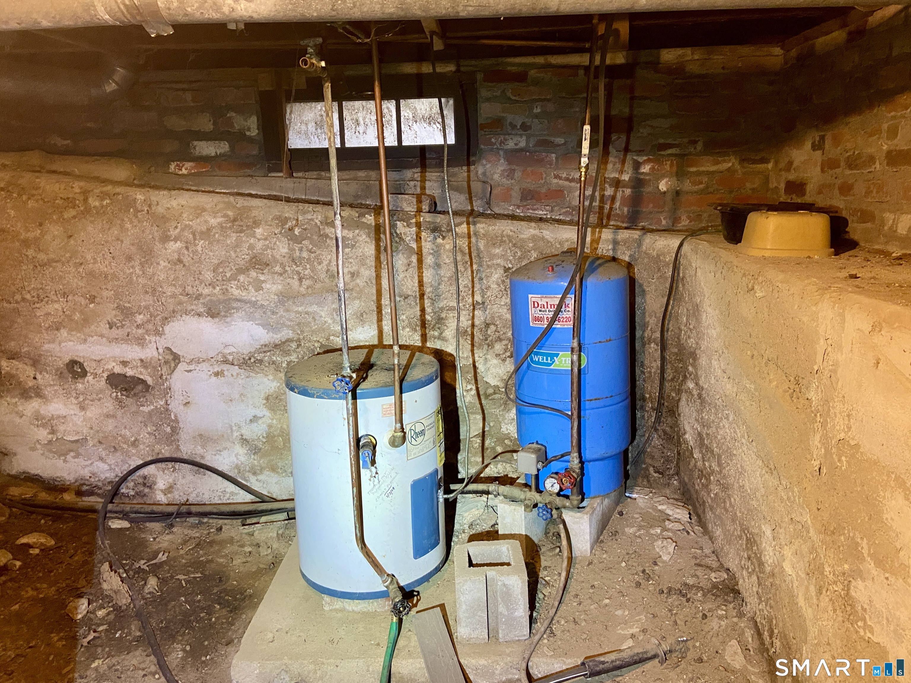 11 Wrightson Drive Thompson, CT 06277 - Photo 34 of 35 Well tank and HW heater