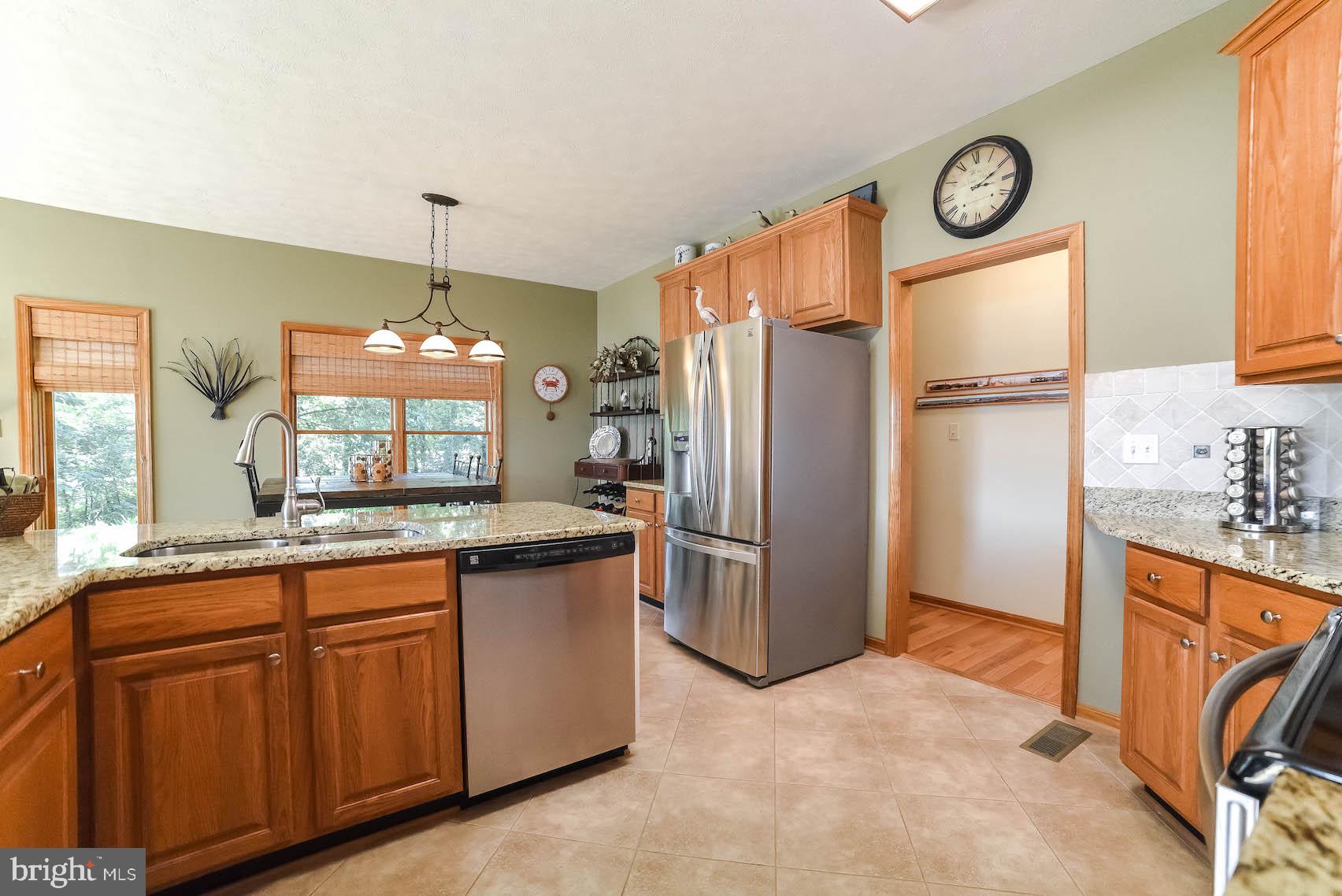 24290 Half Pone Point Road Hollywood, MD 20636 - Photo 13 of 51 Gallery Image 13