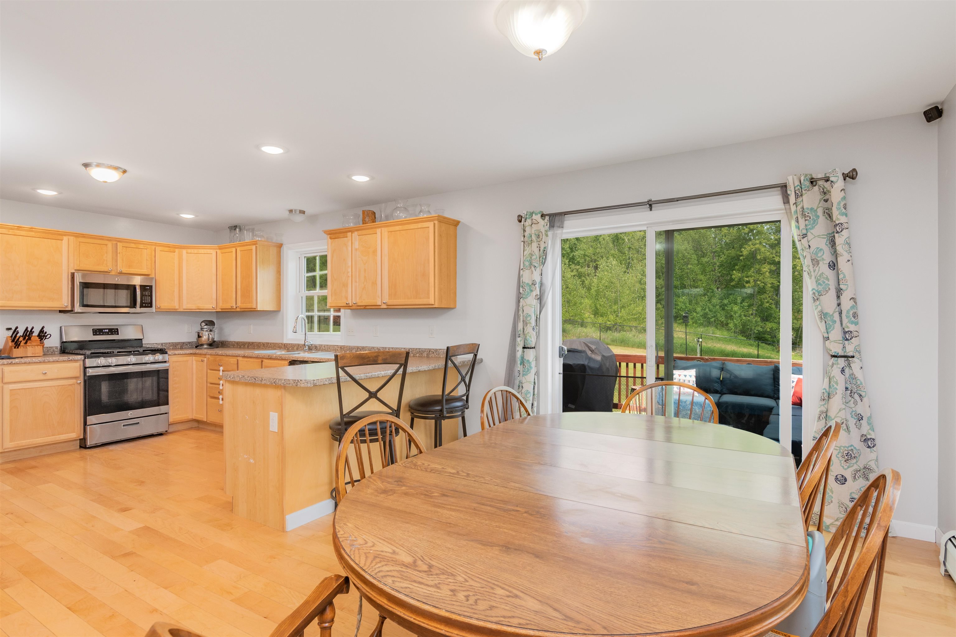 89 Bushey Road Fairfax, VT 05454 - Photo 8 of 40 Gallery Image 8