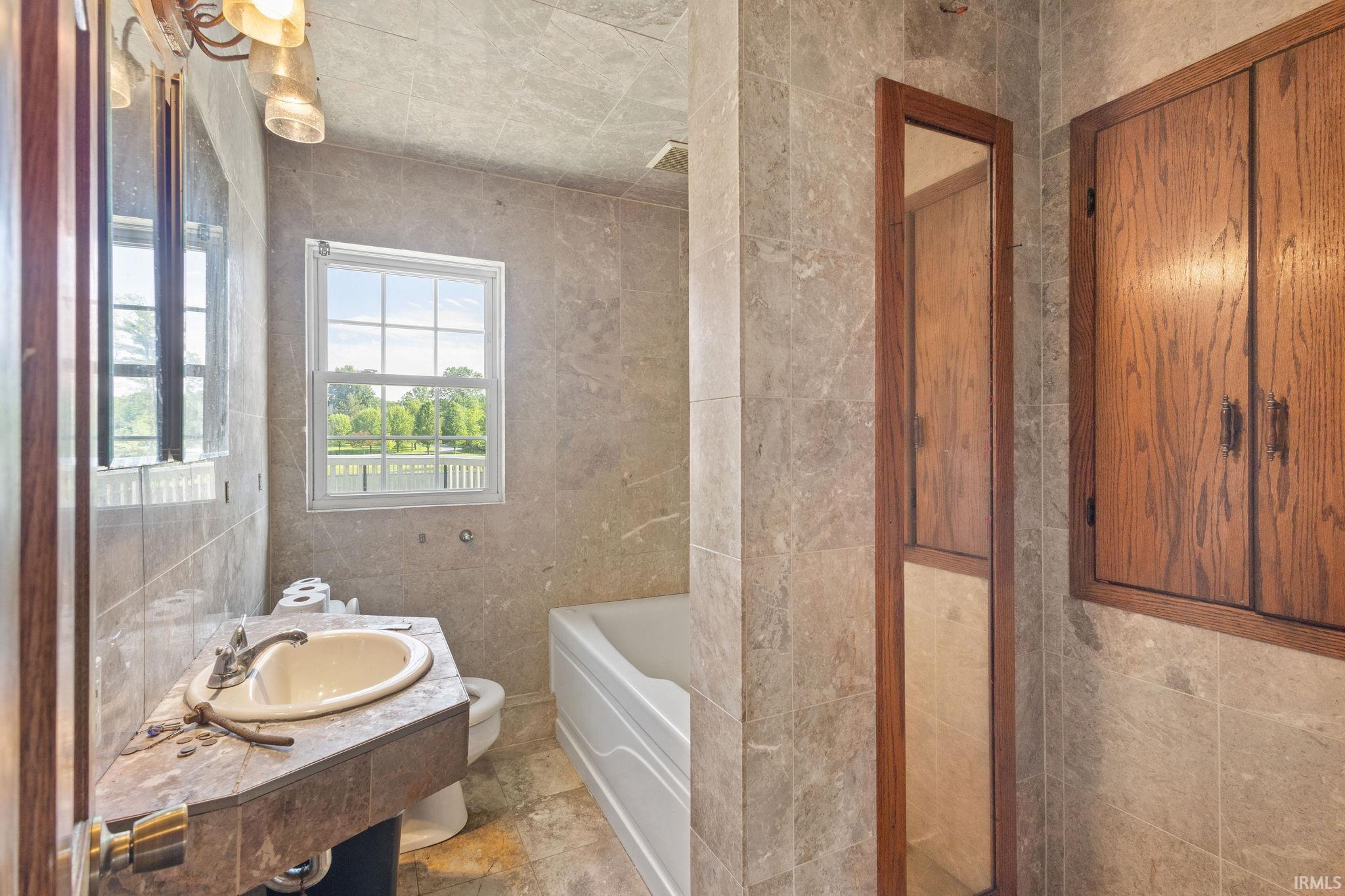 4809 Bass Road Fort Wayne, IN 46808 - Photo 27 of 36