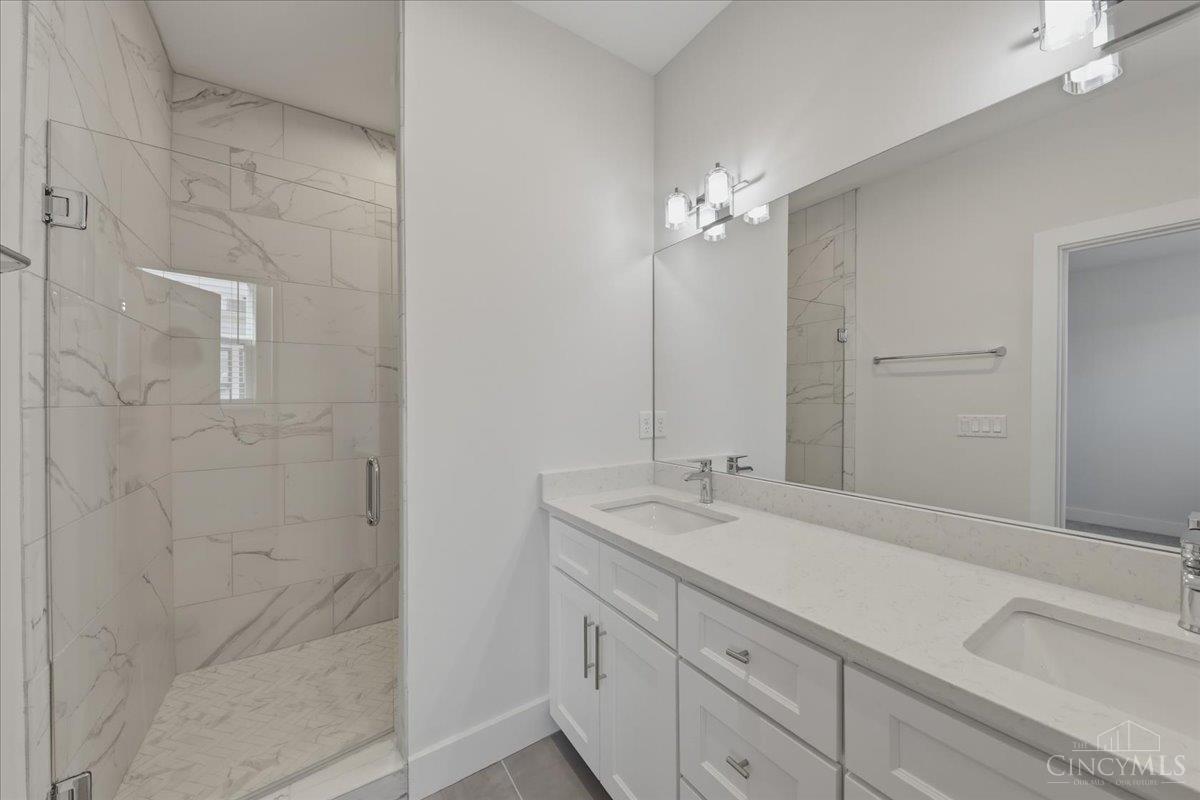 3908 Edwards Road, Unit C Cincinnati, OH 45209 - Photo 43 of 61