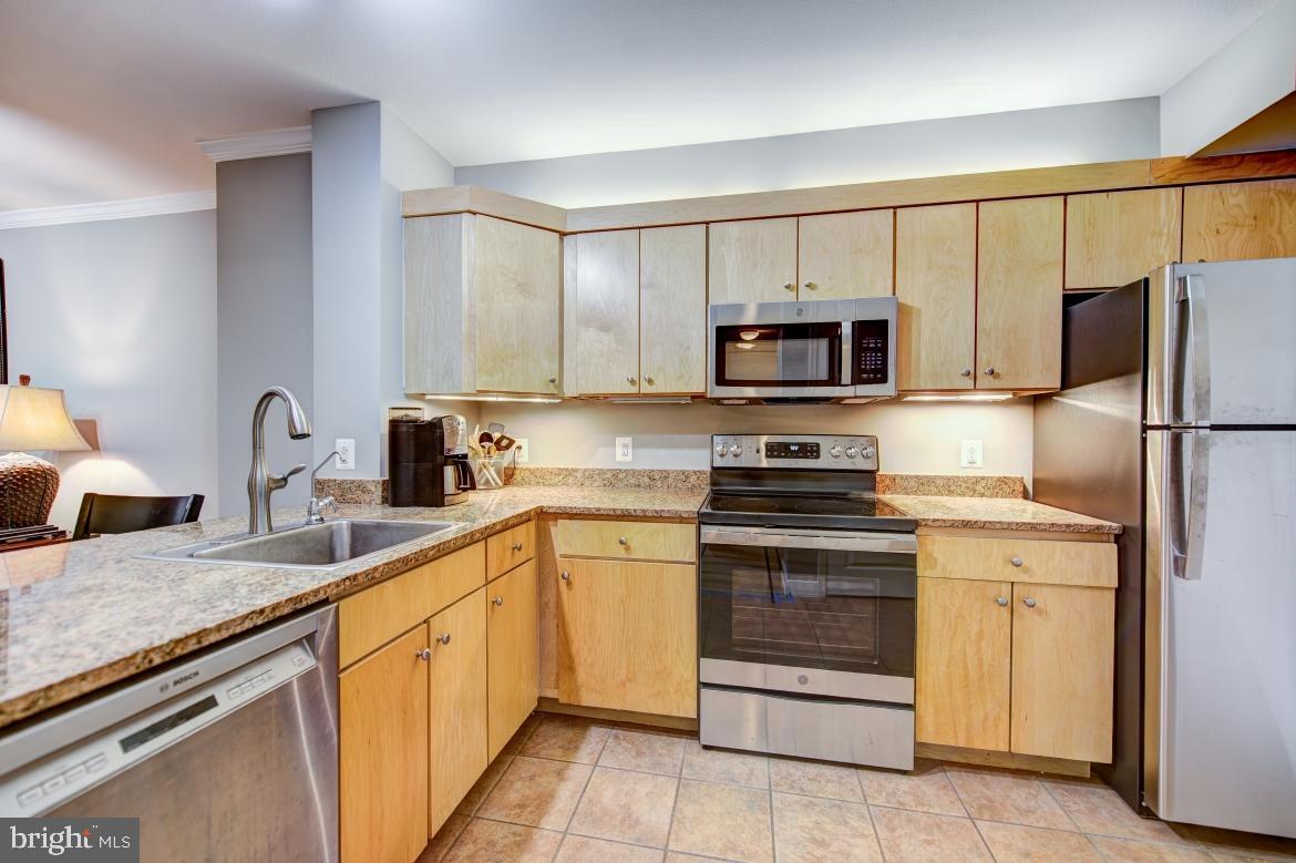 616 E Street Northwest, Unit 809 Washington, DC 20004 - Photo 8 of 31