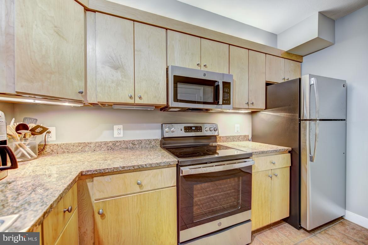 616 E Street Northwest, Unit 809 Washington, DC 20004 - Photo 9 of 31