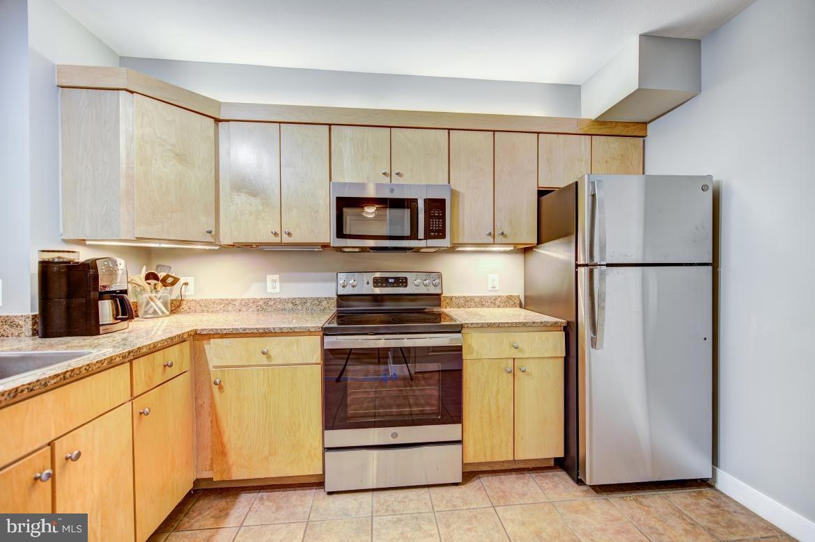 616 E Street Northwest, Unit 809 Washington, DC 20004 - Photo 10 of 31