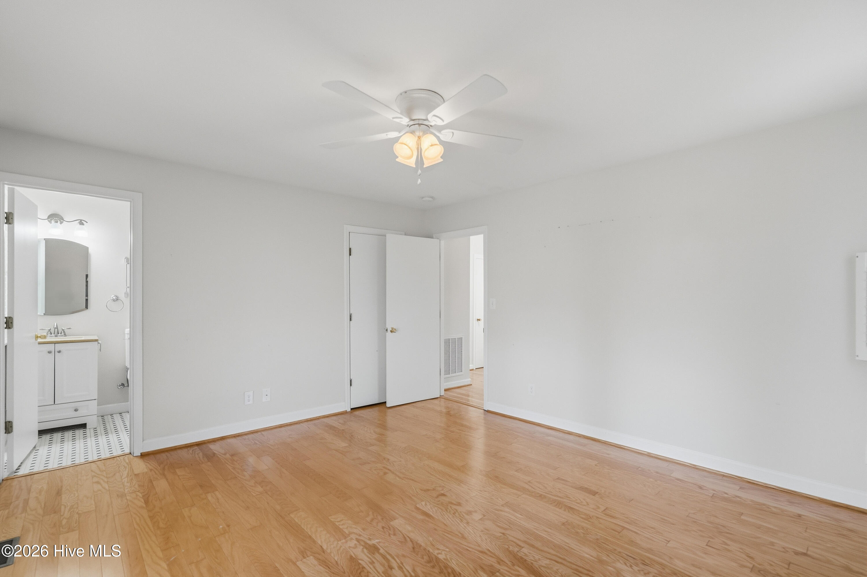 216 Lands End Road Morehead City, NC 28557 - Photo 18 of 65 216 Lands End _ Interior-Exterior (2 of